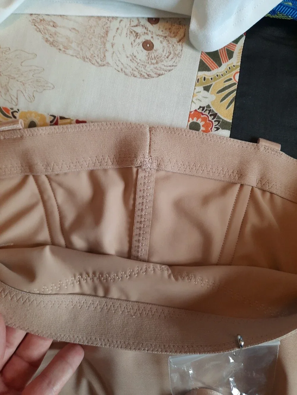 NWOT Honeylove SuperPower Brief Sand Nude No-Dig Shaperwear Size Large